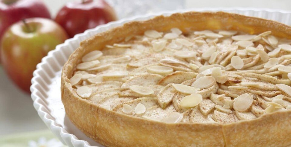 Buttery Apple Torte